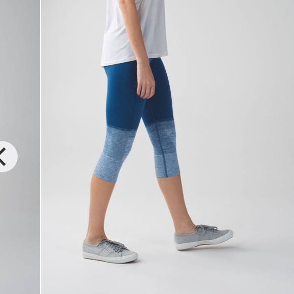 Lululemon Seamlessly Street Crop Leggings - Picture 5 of 8